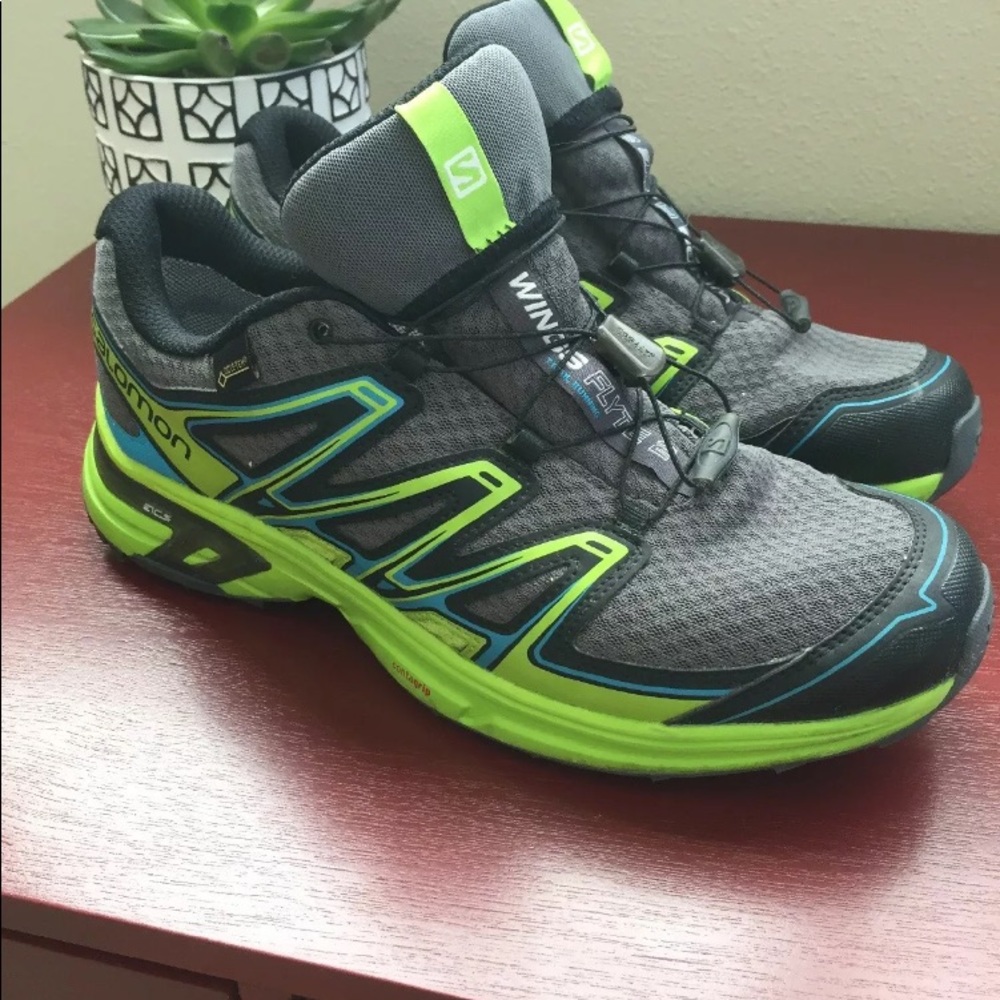 EUC SALOMON GoreTex Wings Flyte 2 Running Shoes